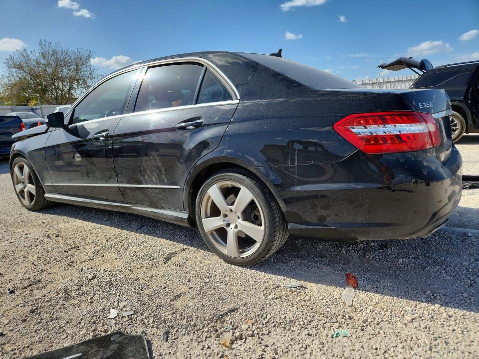 2010 Mercedes-benz E მანქანა იყიდება აუქციონზე, vin: WDDHF5GB2AA243574, აუქციონის ნომერი: 67737206