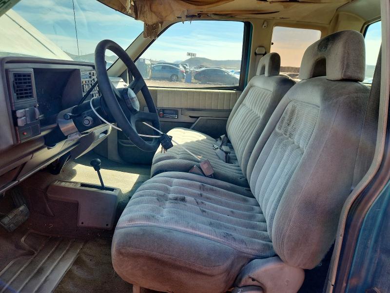 Продажа на аукционе авто 1993 Chevrolet Gmt-400, vin: 2GCEK19K9P1197484, номер лота: 69899686