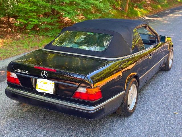 1993 Mercedes-benz 300 მანქანა იყიდება აუქციონზე, vin: WDBEA66E7PB922559, აუქციონის ნომერი: 69358656