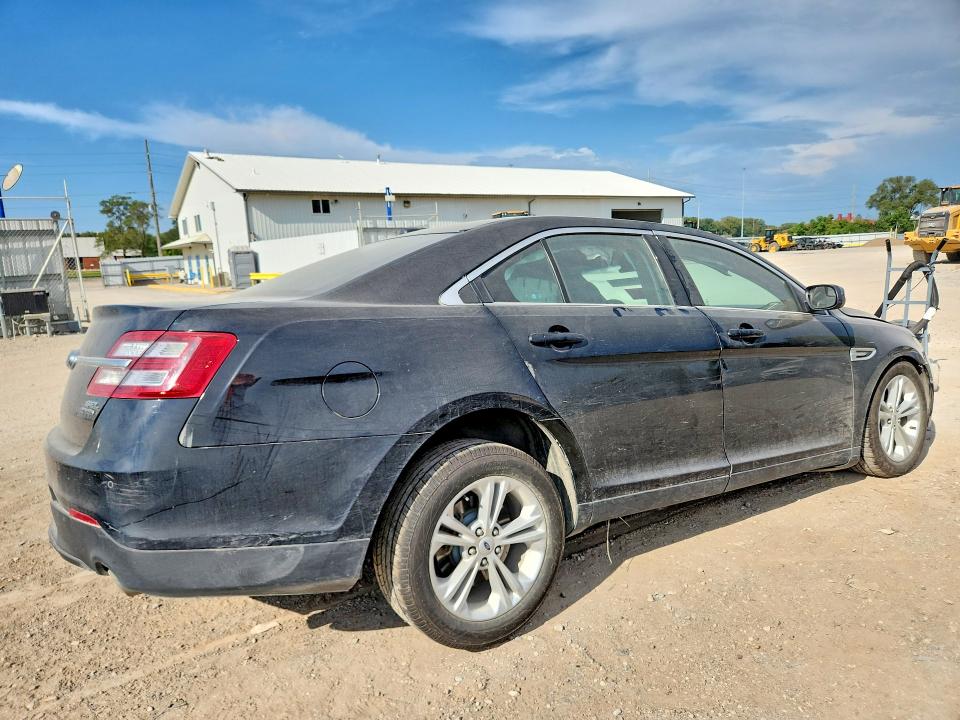 67192226 :رقم المزاد ، 1FAHP2E88JG125285 vin ، 2018 Ford Taurus مزاد بيع