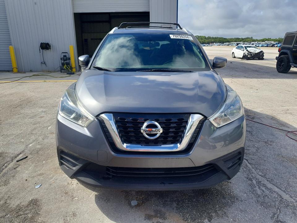 70250266 :رقم المزاد ، 3N1CP5CU5KL507294 vin ، 2019 Nissan Kicks مزاد بيع