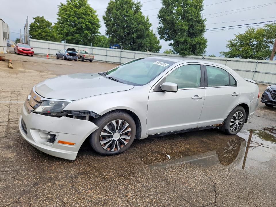 69439326 :رقم المزاد ، 3FAHP0HA1AR273144 vin ، 2010 Ford Fusion مزاد بيع