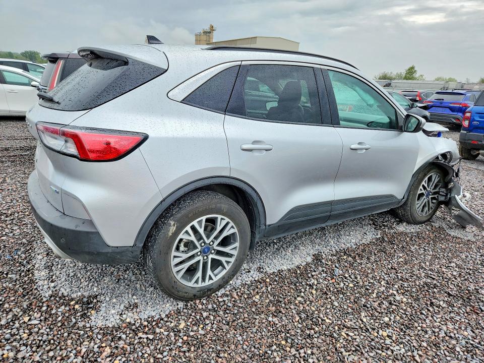 2020 Ford Escape მანქანა იყიდება აუქციონზე, vin: 1FMCU9H67LUB13807, აუქციონის ნომერი: 70446556