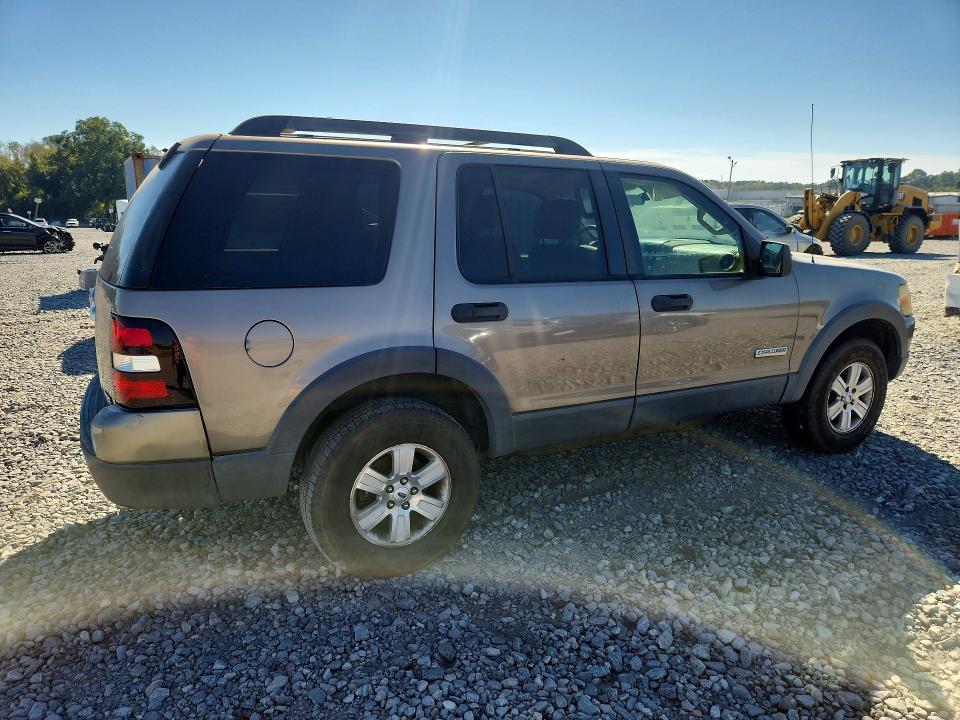 Продажа на аукционе авто 2006 Ford Explorer, vin: 1FMEU63EX6UB52174, номер лота: 71105516