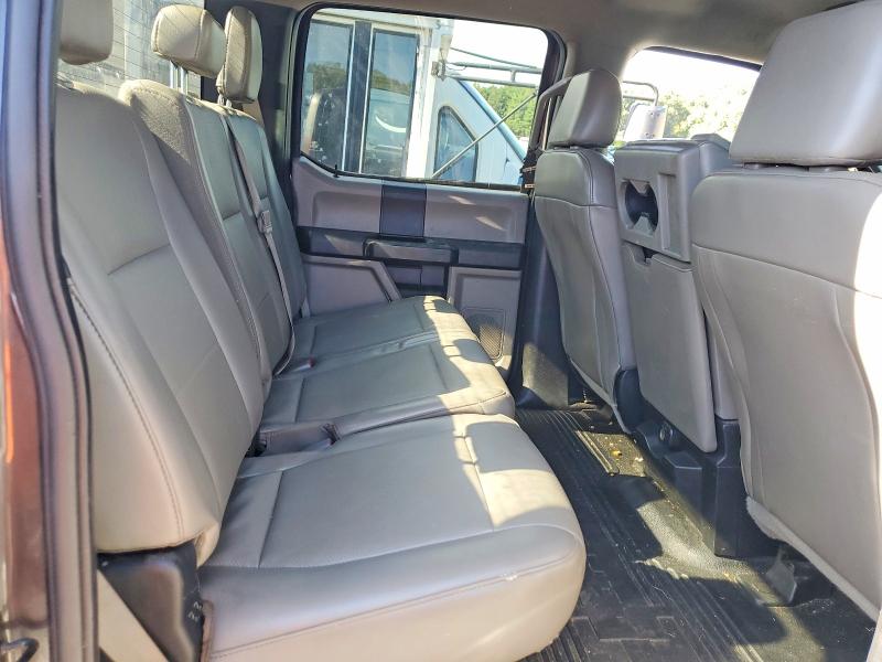 68736576 :رقم المزاد ، 1FT8W3BT9HEE60587 vin ، 2017 Ford F350 مزاد بيع