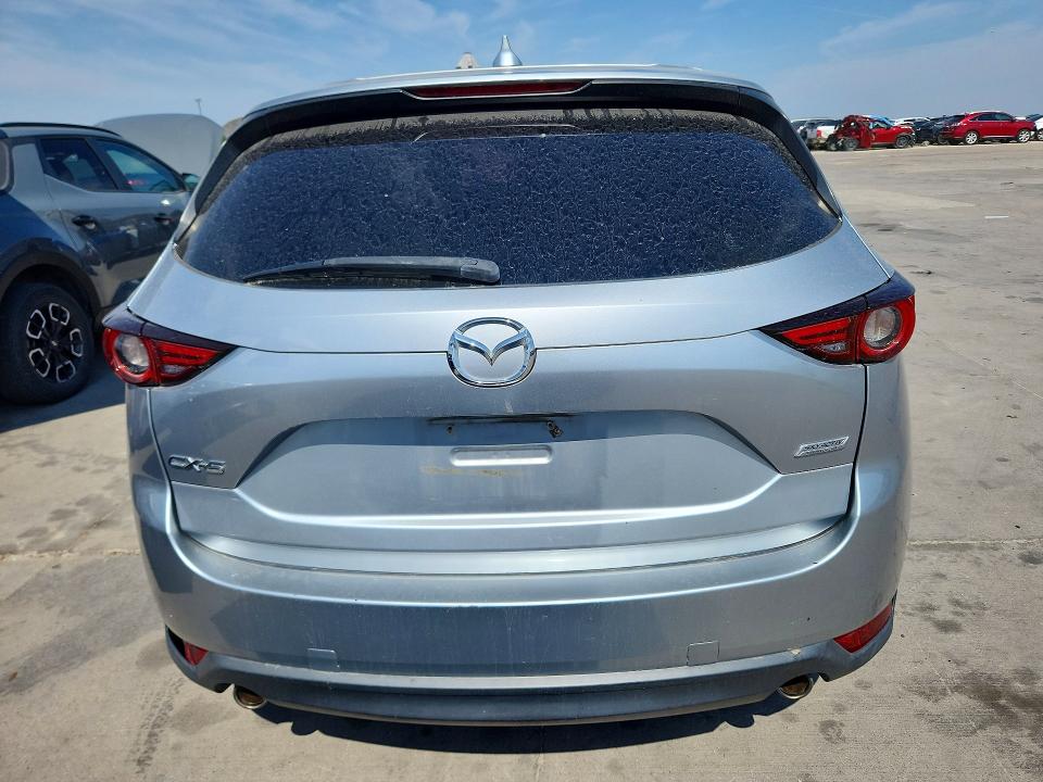 2018 Mazda Cx-5 მანქანა იყიდება აუქციონზე, vin: JM3KFADM1J0327140, აუქციონის ნომერი: 69779766