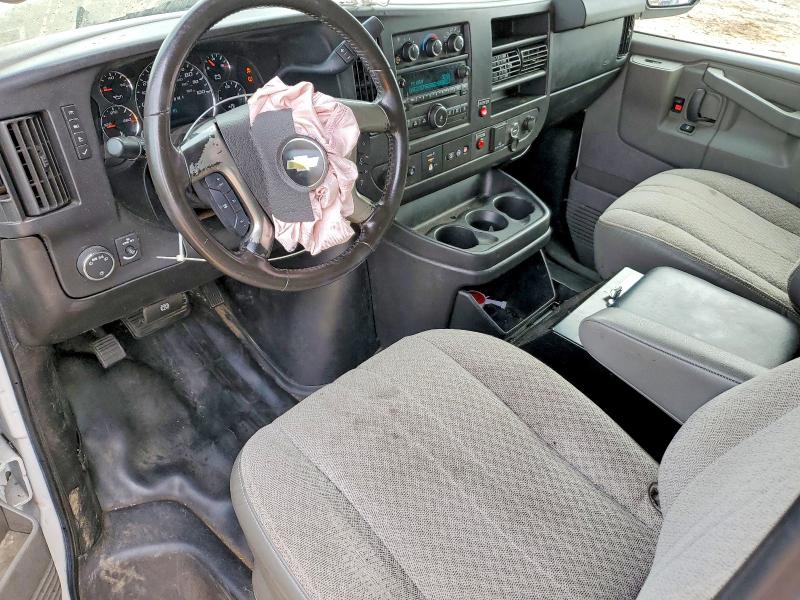 70825346 :رقم المزاد ، 1GCWGAFF9G1149163 vin ، 2016 Chevrolet Express G2500 مزاد بيع