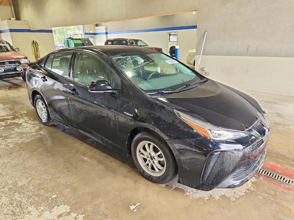 Продажа на аукционе авто 2022 Toyota Prius, vin: JTDKAMFU3N3181625, номер лота: 69707526