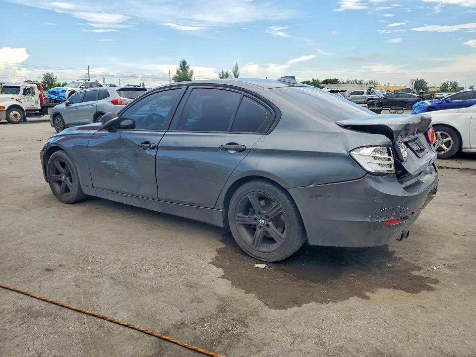 2013 Bmw 328 მანქანა იყიდება აუქციონზე, vin: WBA3A5C53DF601465, აუქციონის ნომერი: 67670116