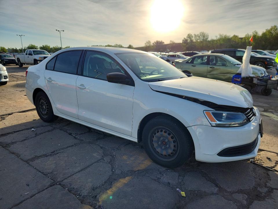 2014 Volkswagen Jetta მანქანა იყიდება აუქციონზე, vin: 3VW2K7AJ8EM410954, აუქციონის ნომერი: 68679806