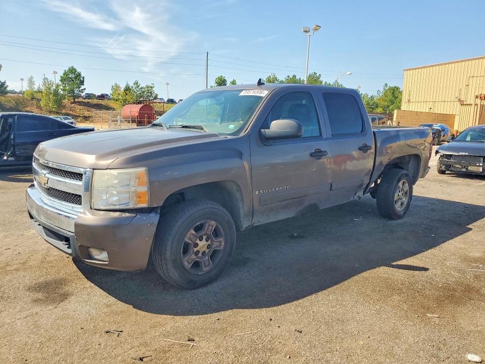 69576306 :رقم المزاد ، 2GCEC130271614321 vin ، 2007 Chevrolet Silverado مزاد بيع