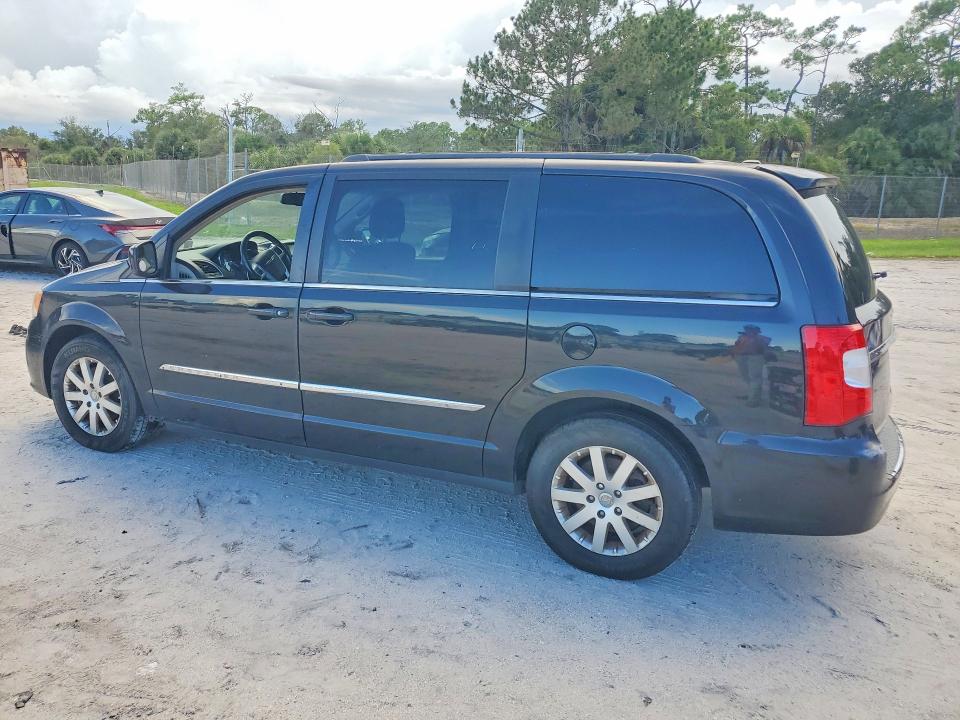68501596 :رقم المزاد ، 2C4RC1BG1GR228927 vin ، 2016 Chrysler Town & Country مزاد بيع