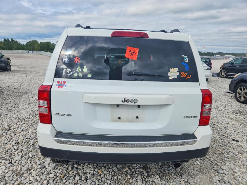 69558576 :رقم المزاد ، 1C4NJRCB6FD169784 vin ، 2015 Jeep Patriot مزاد بيع