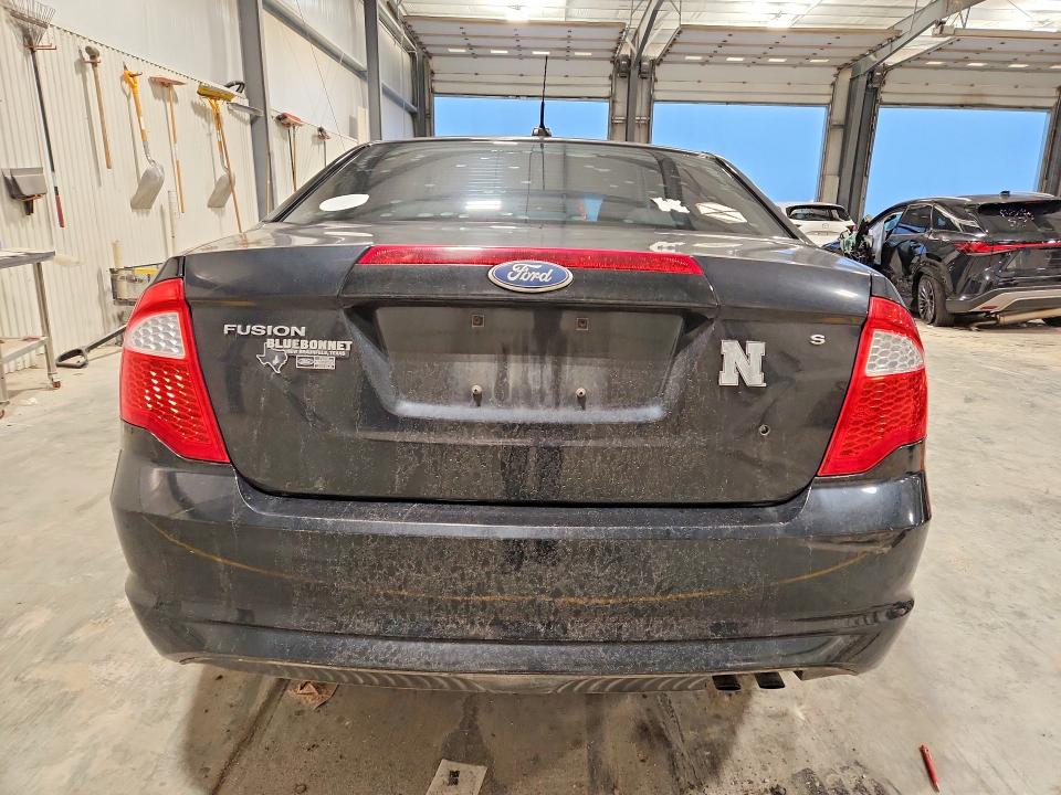 Продаж на аукціоні авто 2010 Ford Fusion, vin: 3FAHP0GA1AR388375, номер лоту: 69018326