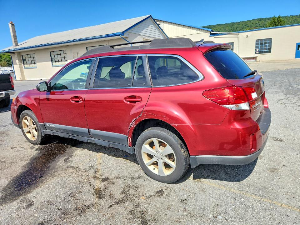 2014 Subaru Outback მანქანა იყიდება აუქციონზე, vin: 4S4BRBCC3E3245084, აუქციონის ნომერი: 68621766