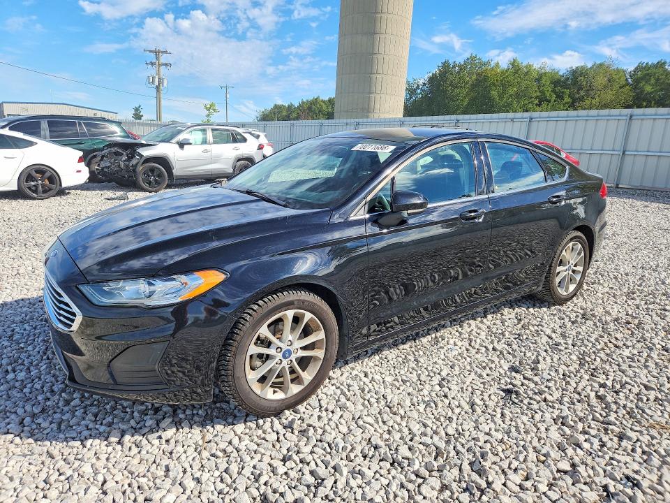 70011686 :رقم المزاد ، 3FA6P0HDXLR147224 vin ، 2020 Ford Fusion مزاد بيع