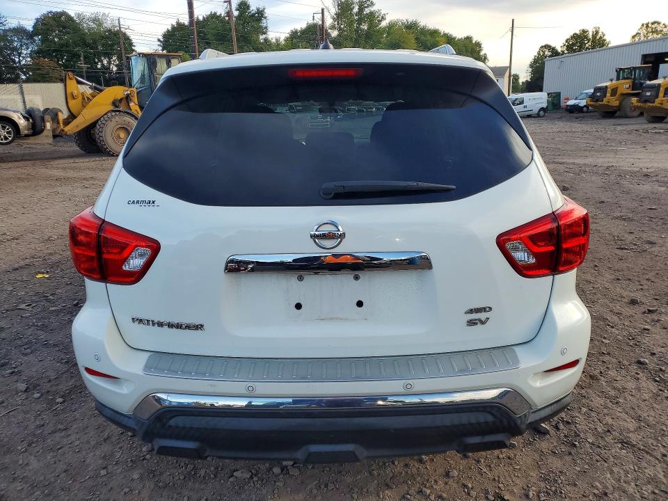 Продажа на аукционе авто 2017 Nissan Pathfinder, vin: 5N1DR2MMXHC903651, номер лота: 70151076