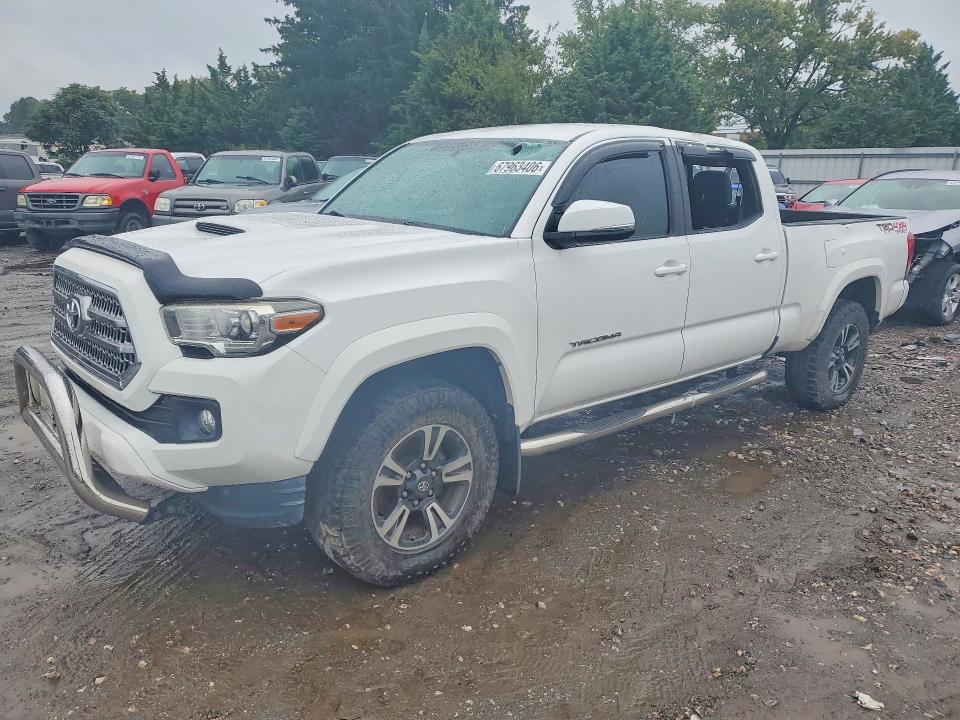 Aukcja sprzedaży 2016 Toyota Tacoma, vin: 5TFDZ5BN7GX002746, numer aukcji: 67963406