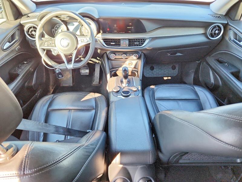 67332826 :رقم المزاد ، ZASFAKBN9J7B84432 vin ، 2018 Alfa Romeo Stelvio مزاد بيع