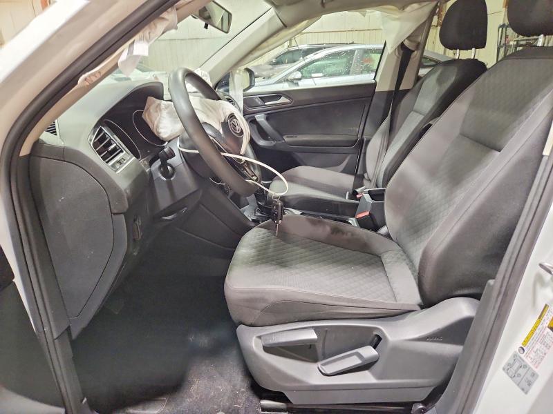 Продаж на аукціоні авто 2018 Volkswagen Tiguan, vin: 3VV0B7AX0JM028251, номер лоту: 69435996