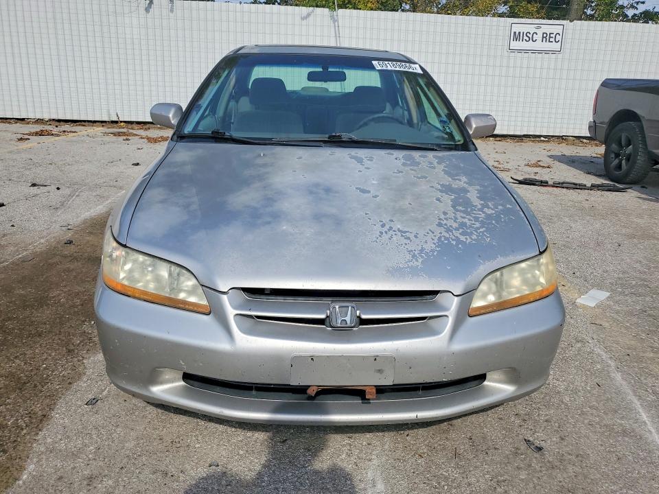 Продажа на аукционе авто 1998 Honda Accord, vin: 1HGCG5650WA131023, номер лота: 69189866