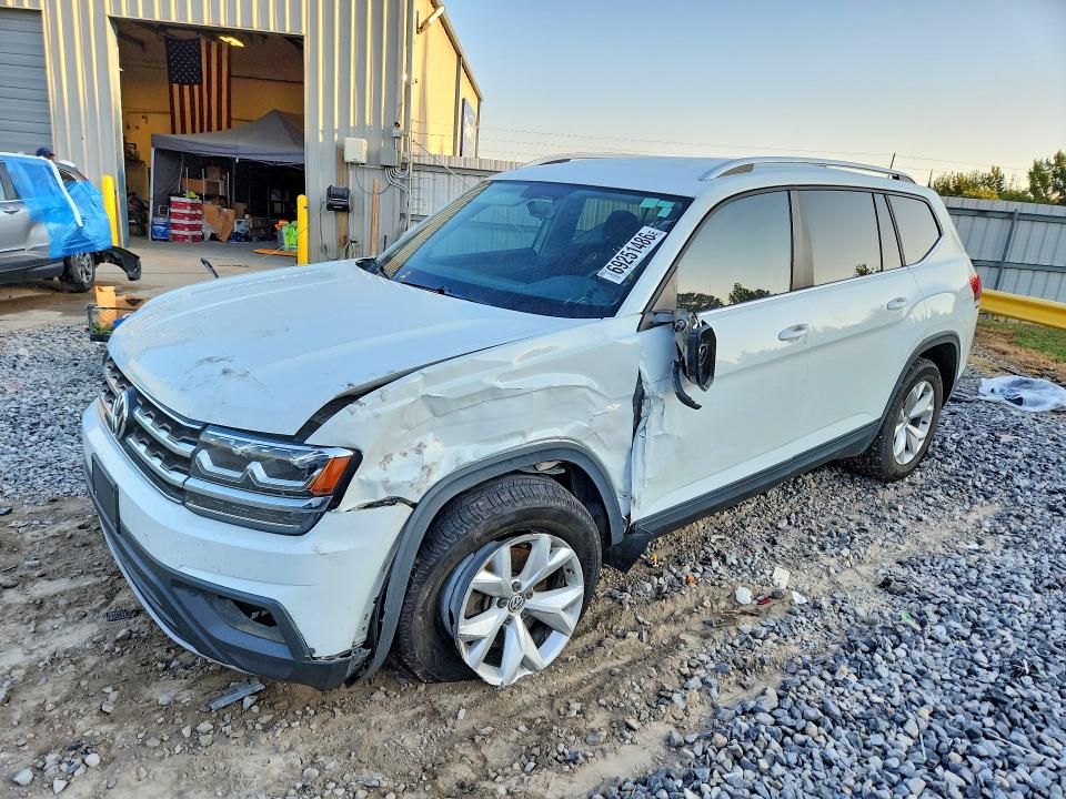 Продажа на аукционе авто 2018 Volkswagen Atlas, vin: 1V2GR2CA8JC516528, номер лота: 69251486
