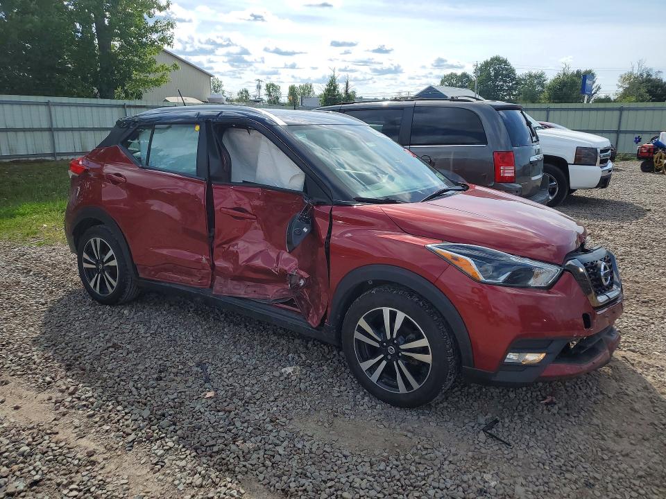 2019 Nissan Kicks მანქანა იყიდება აუქციონზე, vin: 3N1CP5CUXKL561710, აუქციონის ნომერი: 68196826