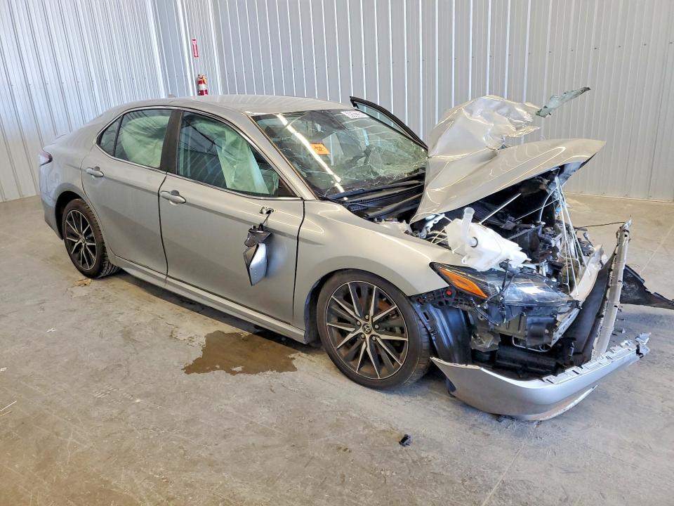 2022 Toyota Camry მანქანა იყიდება აუქციონზე, vin: 4T1G11AK4NU054429, აუქციონის ნომერი: 68502286