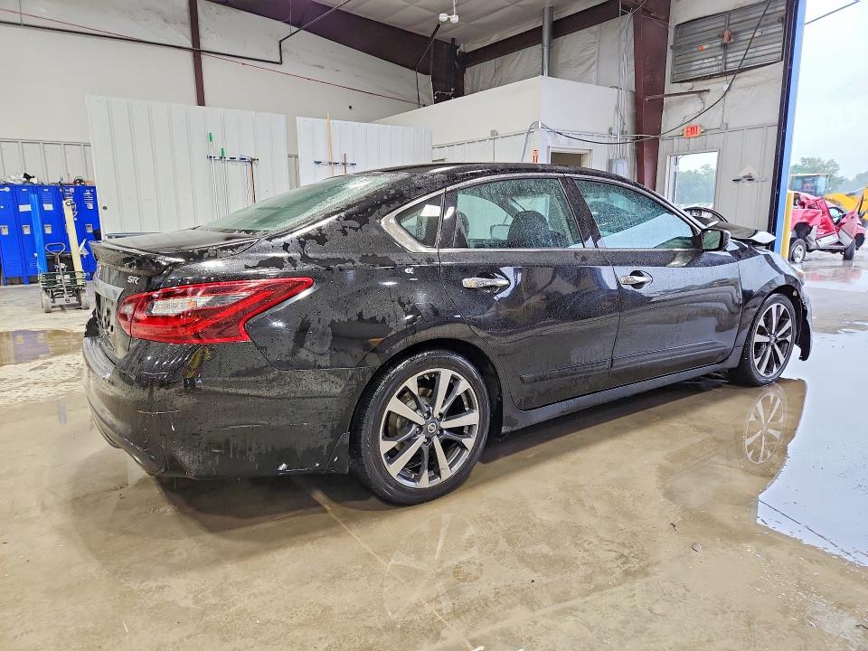 Продаж на аукціоні авто 2017 Nissan Altima, vin: 1N4AL3AP0HC138629, номер лоту: 68304076