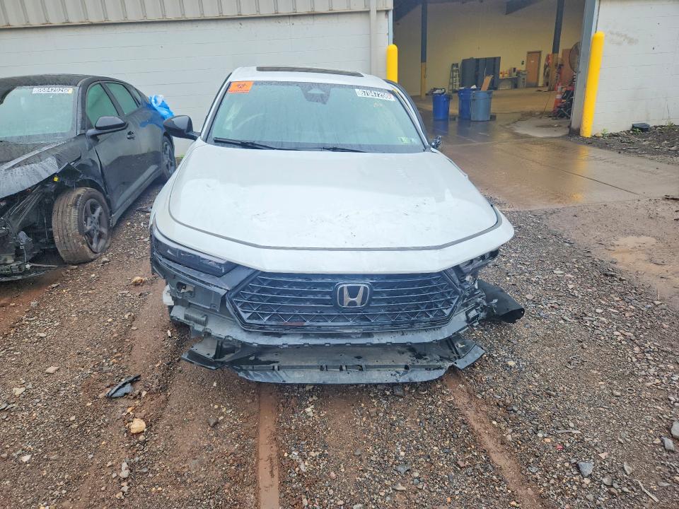Продажа на аукционе авто 2025 Honda Accord, vin: 1HGCY2F76SA080697, номер лота: 67047256