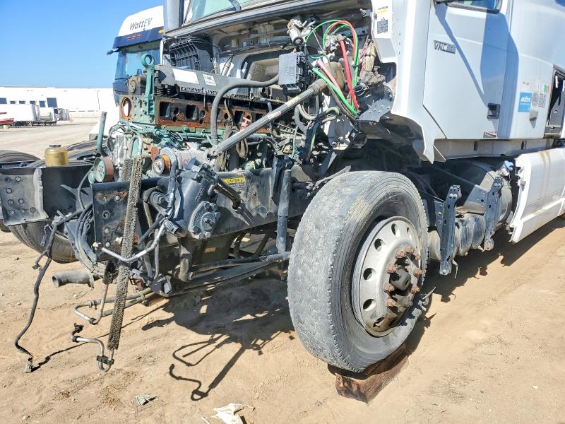 Продаж на аукціоні авто 2021 Volvo Vnl, vin: 4V4NC9EJ2MN282139, номер лоту: 70658946