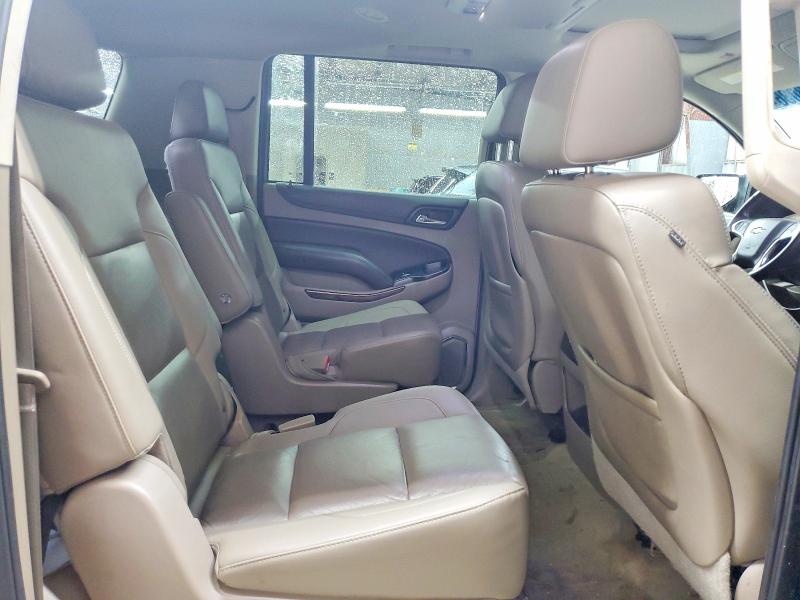 2015 Chevrolet Suburban მანქანა იყიდება აუქციონზე, vin: 1GNSKJKC8FR289155, აუქციონის ნომერი: 69153036