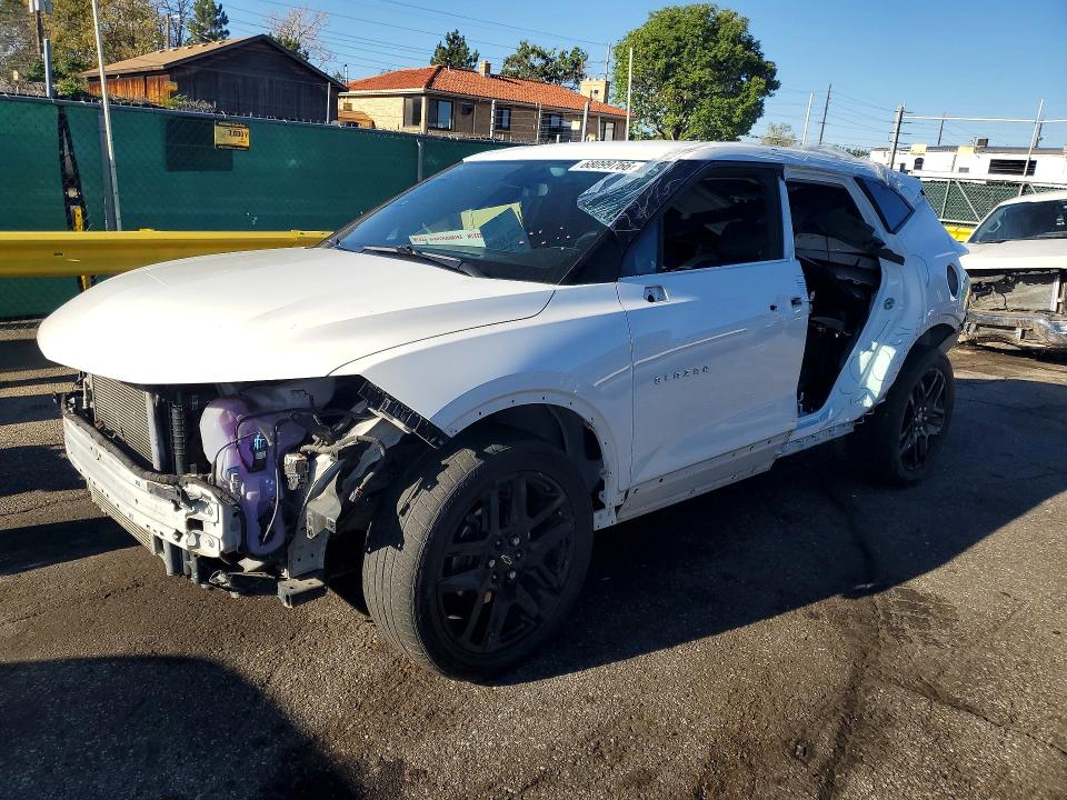 68099766 :رقم المزاد ، 3GNKBGRS3KS701604 vin ، 2019 Chevrolet Blazer مزاد بيع