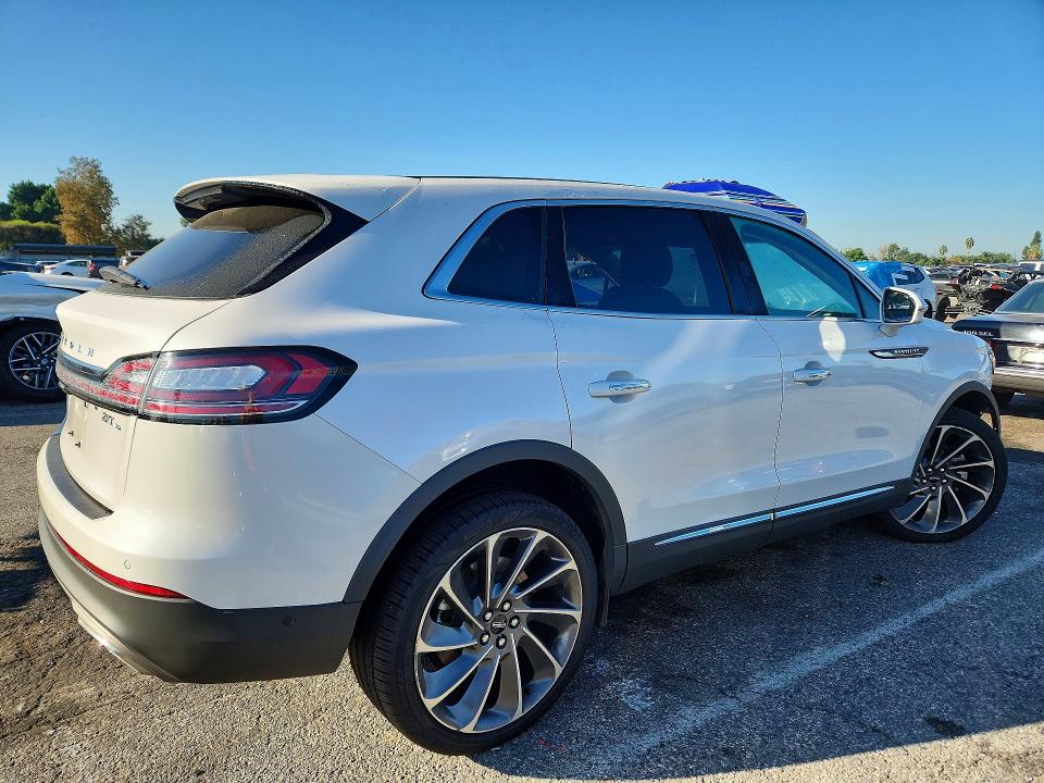 Продаж на аукціоні авто 2019 Lincoln Nautilus, vin: 2LMPJ8LP6KBL58689, номер лоту: 69356646