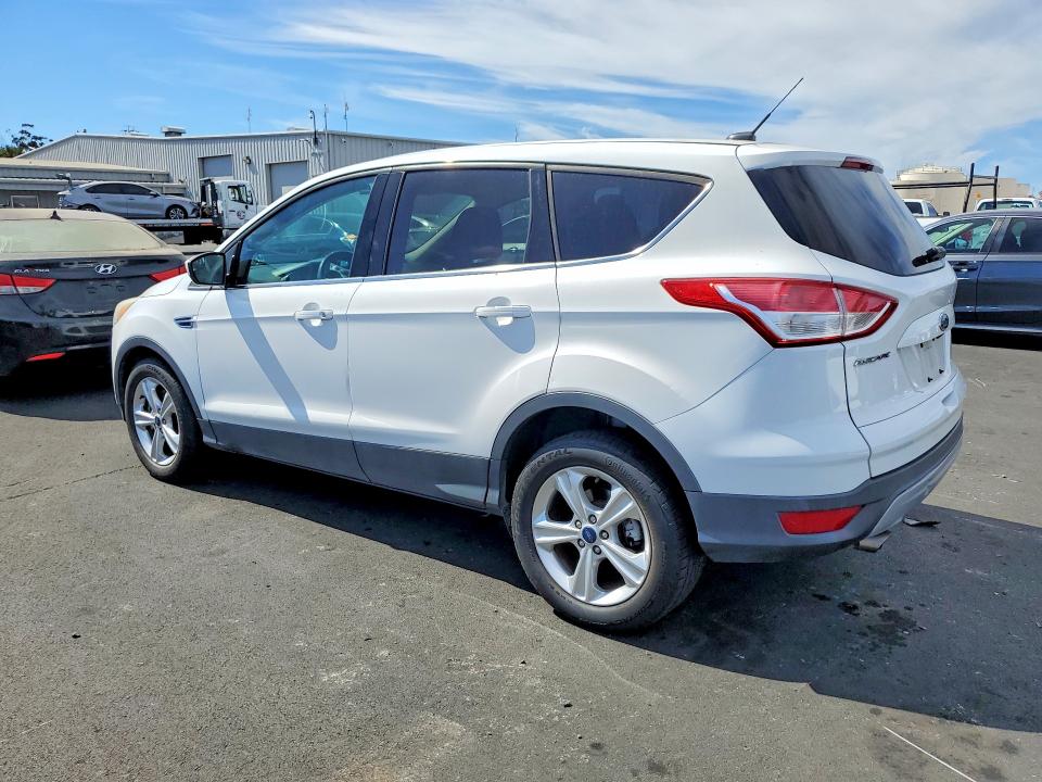 Продажа на аукционе авто 2015 Ford Escape, vin: 1FMCU9GXXFUA68599, номер лота: 70579816