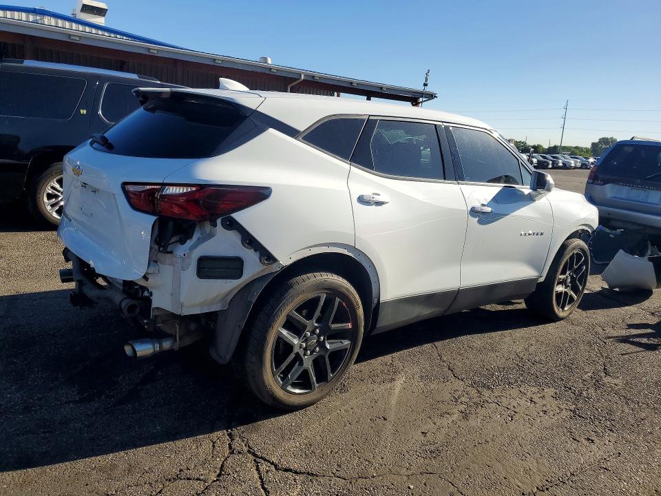 68099766 :رقم المزاد ، 3GNKBGRS3KS701604 vin ، 2019 Chevrolet Blazer مزاد بيع
