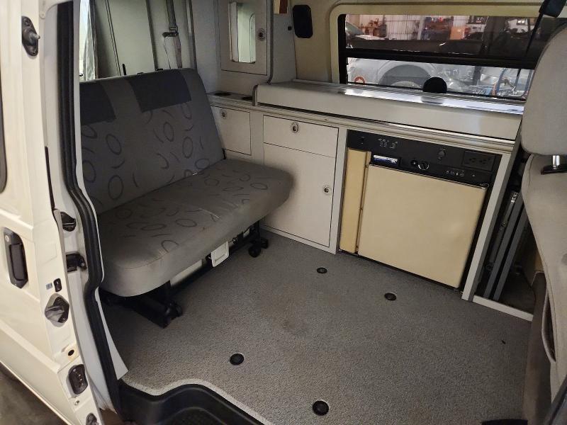 2002 Volkswagen Eurovan მანქანა იყიდება აუქციონზე, vin: WV2EB47092H078120, აუქციონის ნომერი: 67353946