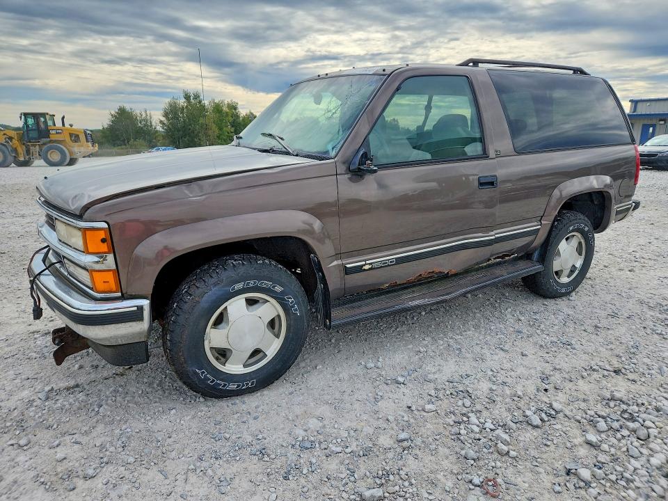 70162526 :رقم المزاد ، 3GNEK18R2VG116979 vin ، 1997 Chevrolet Tahoe مزاد بيع