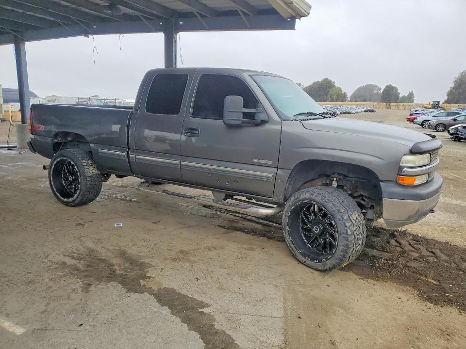 2000 Chevrolet Silverado მანქანა იყიდება აუქციონზე, vin: 1GCEK19T2YE150662, აუქციონის ნომერი: 70555516