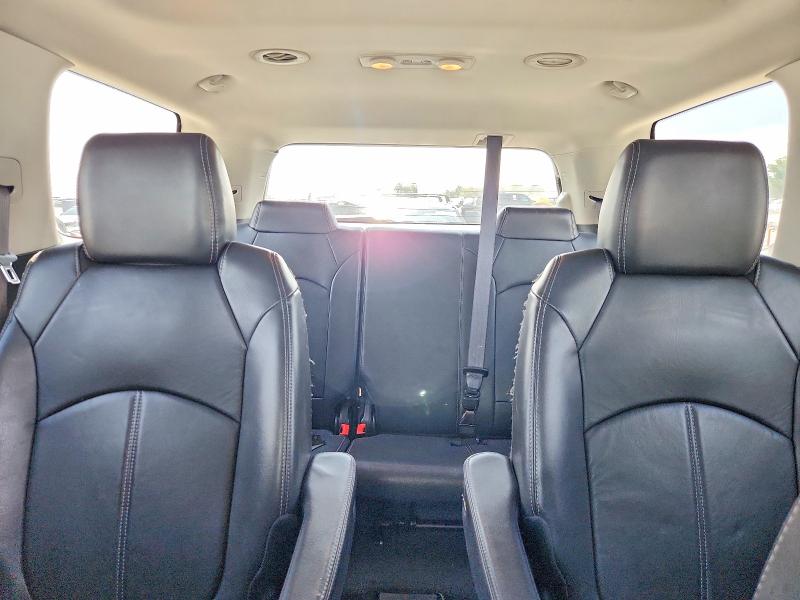 68877036 :رقم المزاد ، 1GKKRRKD2FJ150122 vin ، 2015 Gmc Acadia مزاد بيع