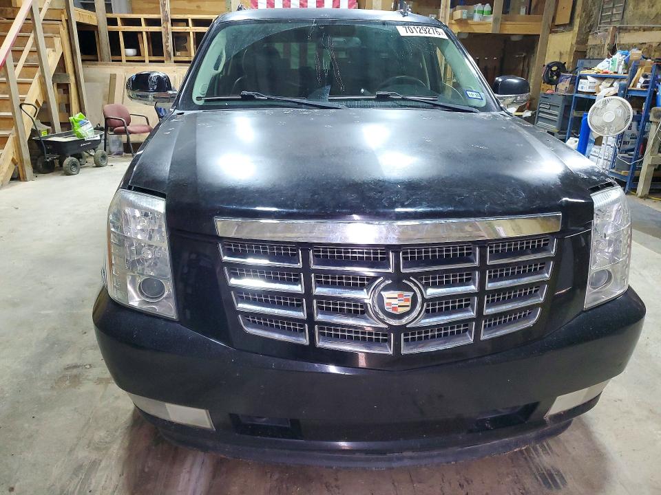 2013 Cadillac Escalade მანქანა იყიდება აუქციონზე, vin: 1GYS3HEF3DR345045, აუქციონის ნომერი: 70129276