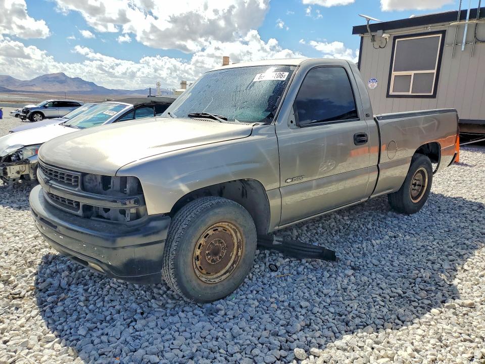 Продажа на аукционе авто 2001 Chevrolet Silverado, vin: 1GCEC14V01Z273834, номер лота: 69015106