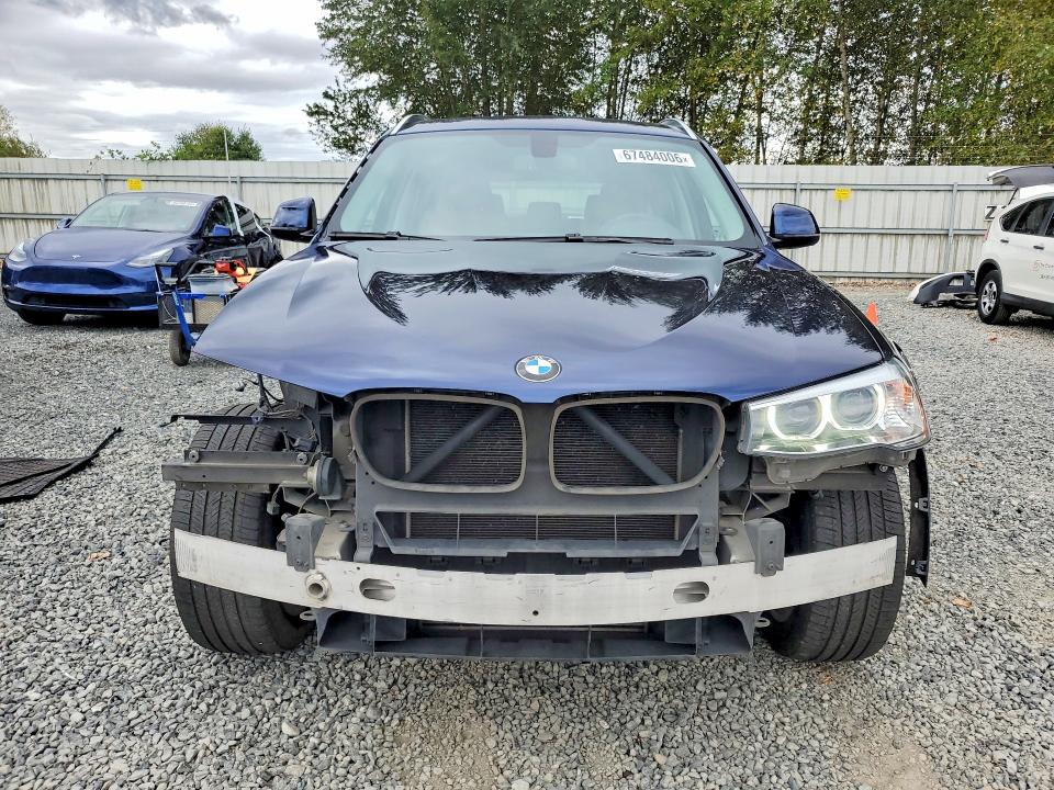 67484006 :رقم المزاد ، 5UXWX9C32H0T22519 vin ، 2017 Bmw X3 مزاد بيع