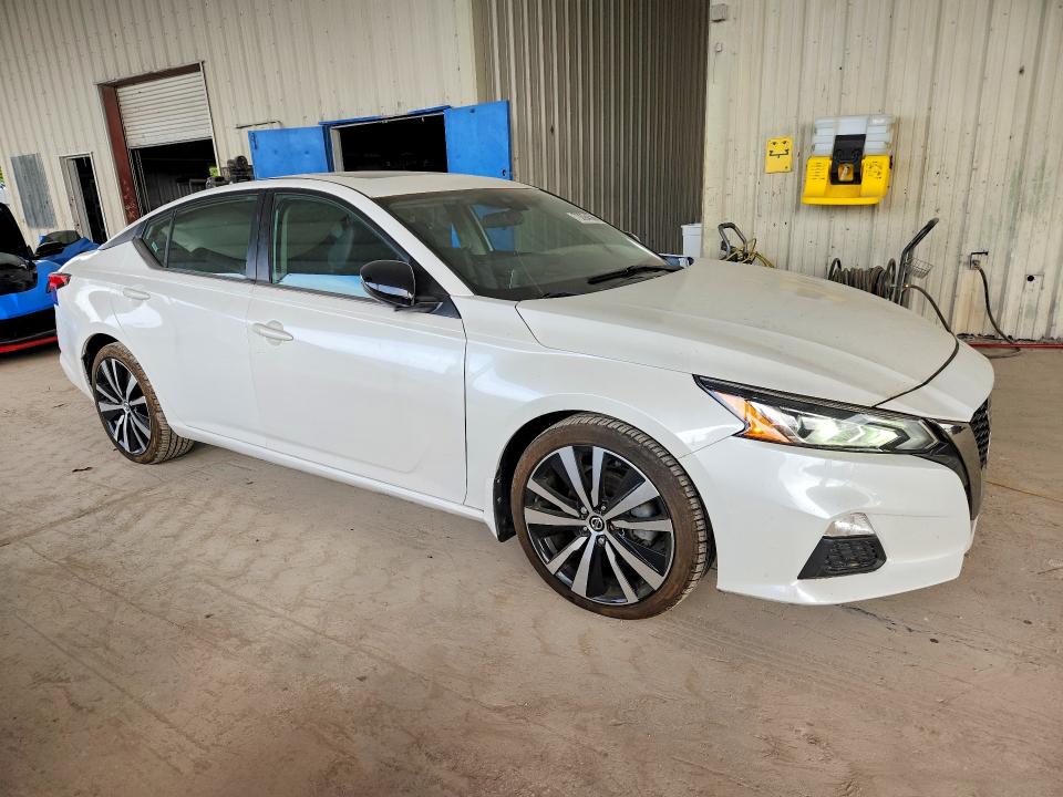 Продажа на аукционе авто 2020 Nissan Altima, vin: 1N4BL4CVXLC213206, номер лота: 70094566