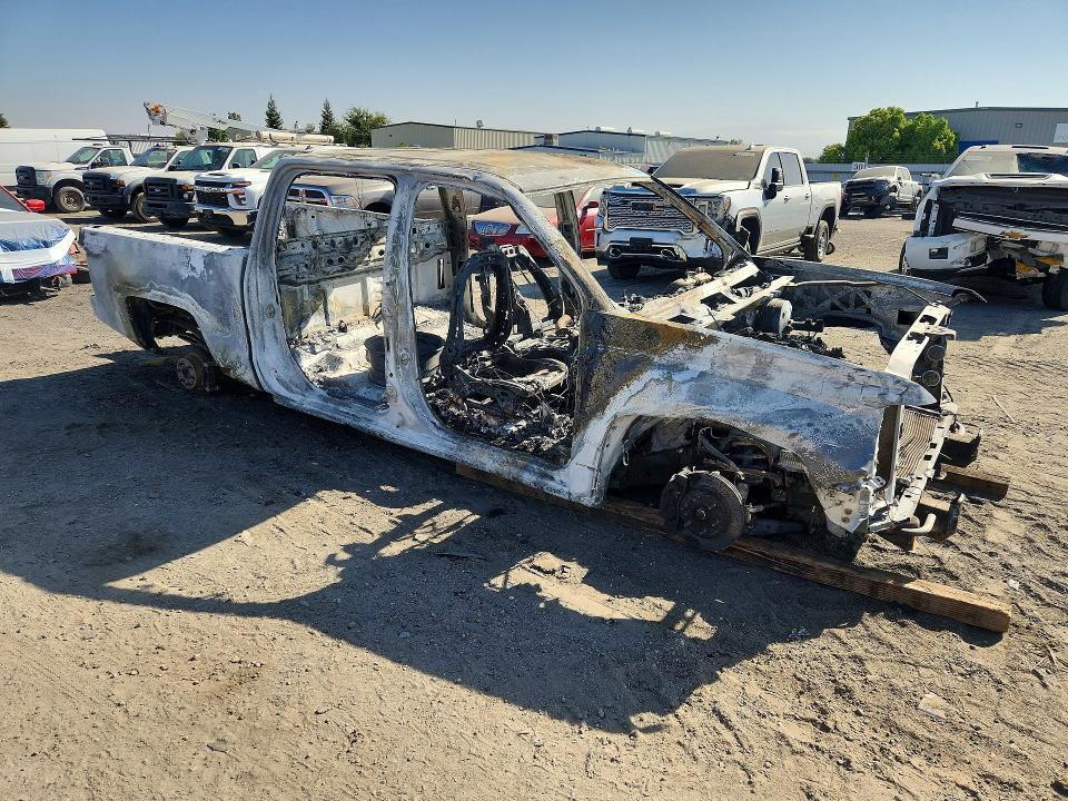 Продаж на аукціоні авто 2018 Chevrolet Silverado, vin: 3GCUKREC5JG179121, номер лоту: 67684146