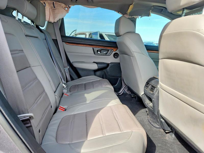 67369536 :رقم المزاد ، 2HKRW2H87JH670922 vin ، 2018 Honda Cr-v مزاد بيع