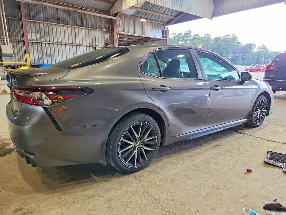 Aukcja sprzedaży 2022 Toyota Camry, vin: 4T1G11AK8NU676368, numer aukcji: 69012446