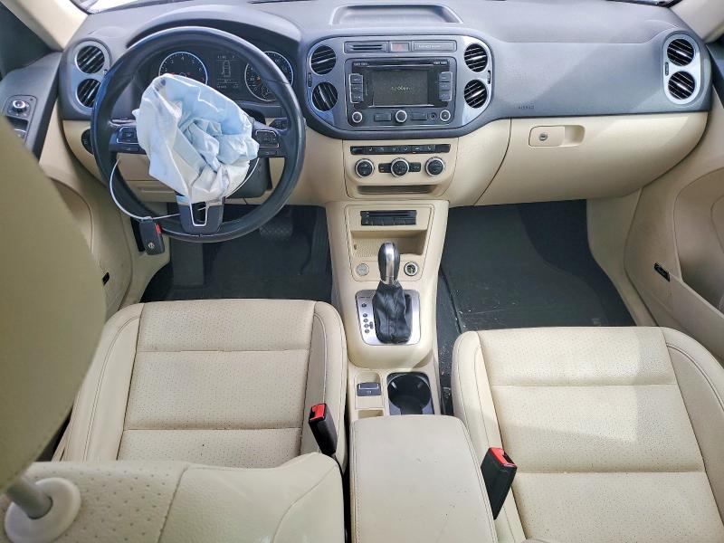 69158506 :رقم المزاد ، WVGBV7AXXFW581653 vin ، 2015 Volkswagen Tiguan مزاد بيع