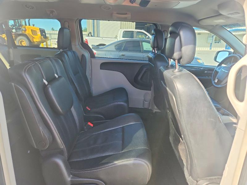 69594176 :رقم المزاد ، 2C4RC1BG5GR289309 vin ، 2016 Chrysler Town & Country مزاد بيع