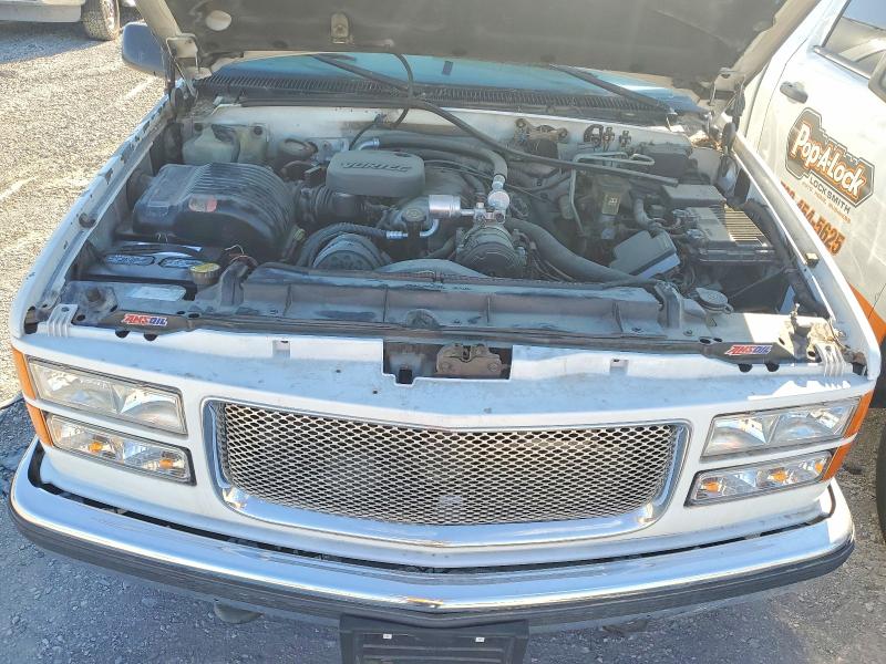 Продажа на аукционе авто 1997 Gmc Suburban, vin: 1GKGC26J6VJ738229, номер лота: 68447936